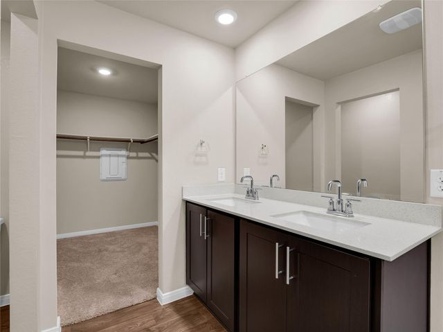 127 Sky Meadows CIR, San Marcos, TX 78666