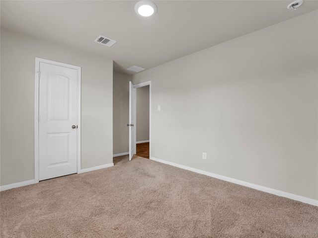 127 Sky Meadows CIR, San Marcos, TX 78666