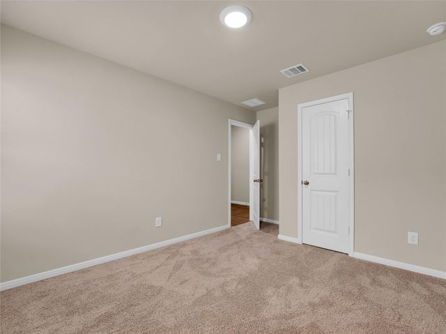 127 Sky Meadows CIR, San Marcos, TX 78666