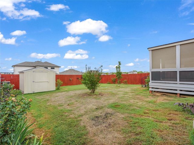 127 Sky Meadows CIR, San Marcos, TX 78666