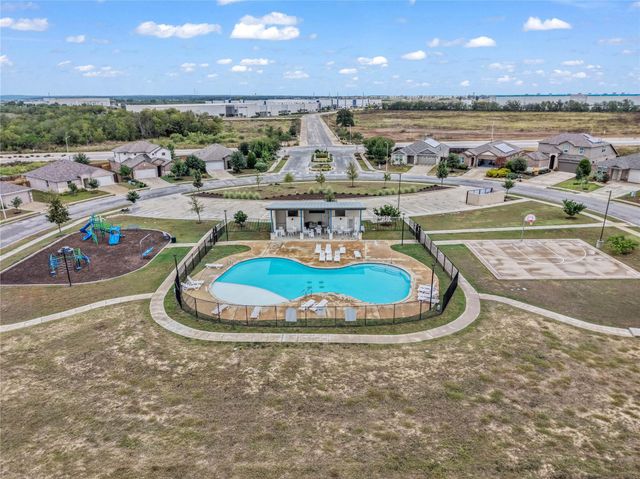 127 Sky Meadows CIR, San Marcos, TX 78666