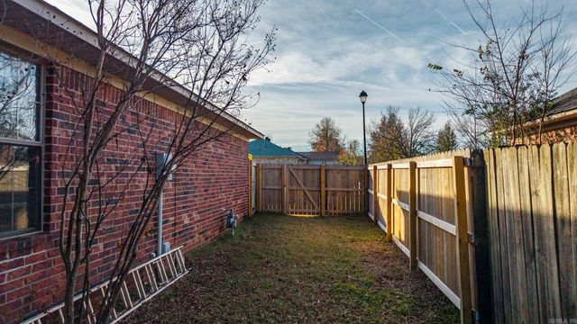 1550 Gold Falls, Conway, AR 72032