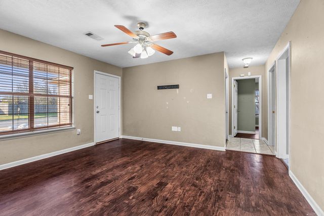 1550 Gold Falls, Conway, AR 72032