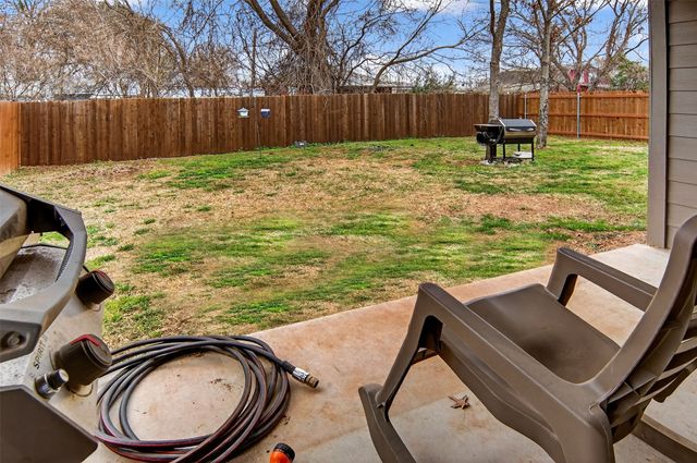 536 Bronze Circle E, Springtown, TX 76082