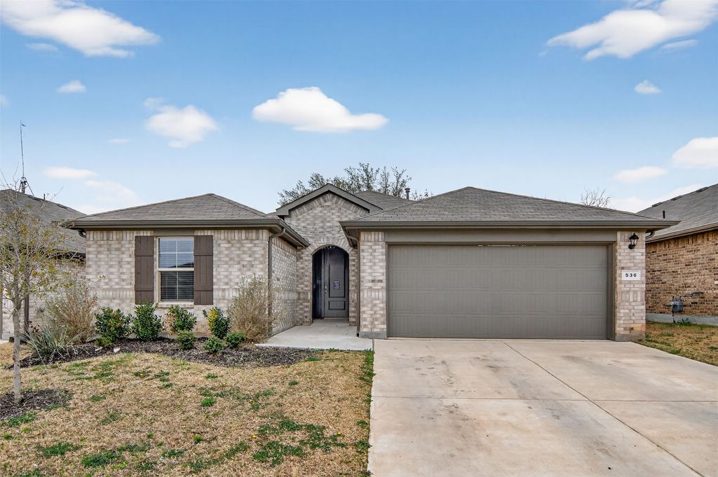 536 Bronze Circle E, Springtown, TX 76082