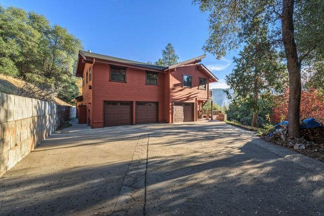 42203 Oak Lane, Oakhurst, CA 93644