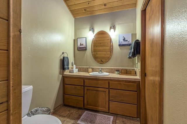 42203 Oak Lane, Oakhurst, CA 93644