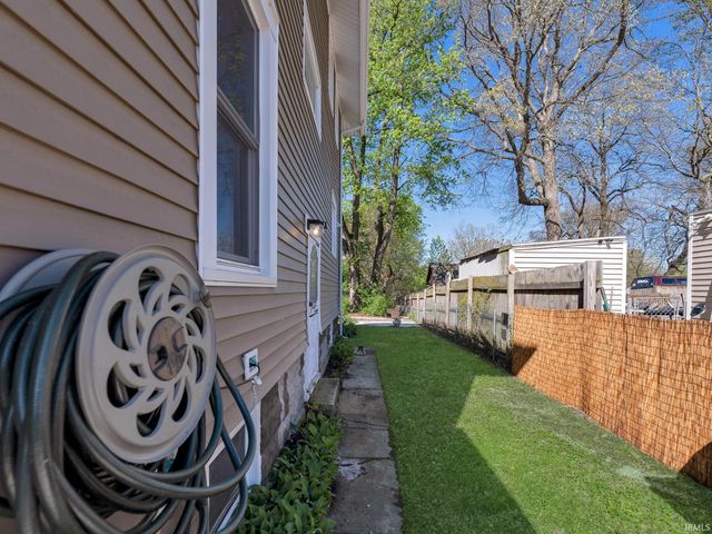 2526 S Wayne Avenue, Fort Wayne, IN 46807