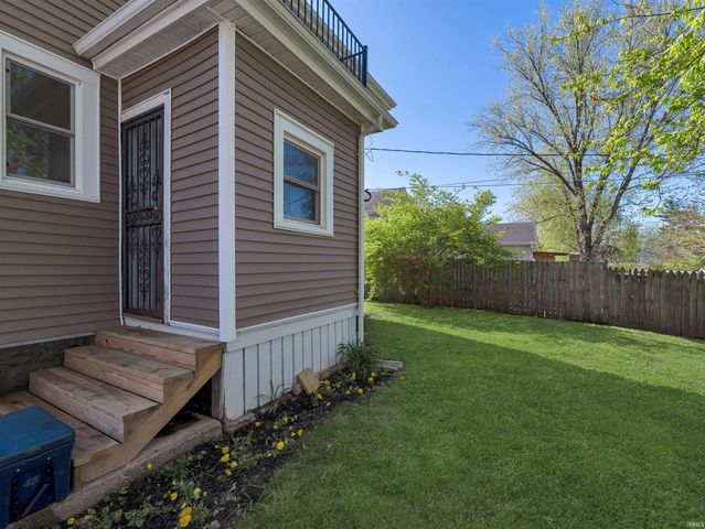 2526 S Wayne Avenue, Fort Wayne, IN 46807