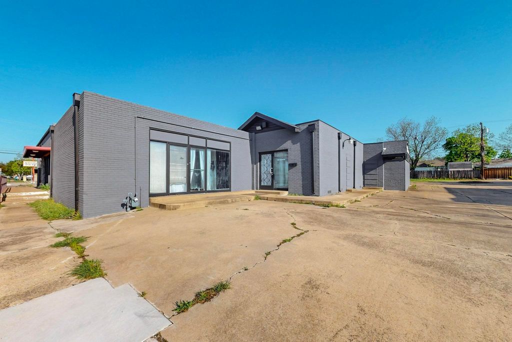 630 Dalworth Street, Grand Prairie, TX 75050