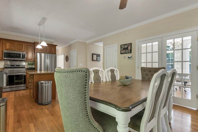 8 STONE FARM Road, Barrington, NH 03825
