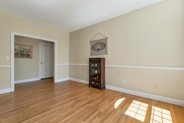 8 STONE FARM Road, Barrington, NH 03825