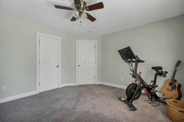 8 STONE FARM Road, Barrington, NH 03825