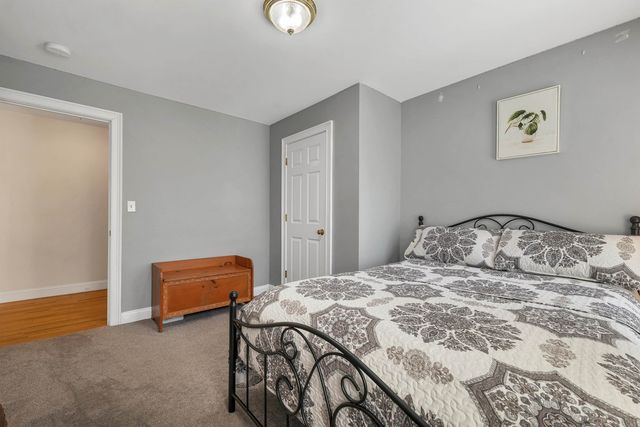 8 STONE FARM Road, Barrington, NH 03825
