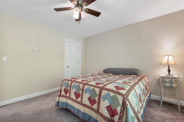8 STONE FARM Road, Barrington, NH 03825