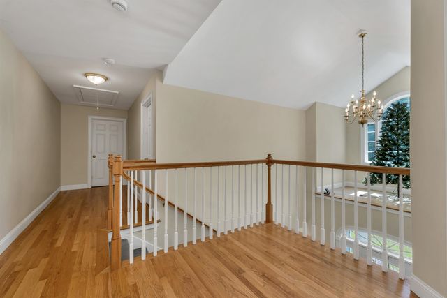 8 STONE FARM Road, Barrington, NH 03825