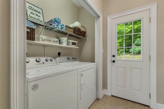 8 STONE FARM Road, Barrington, NH 03825