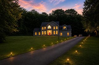8 STONE FARM Road, Barrington, NH 03825
