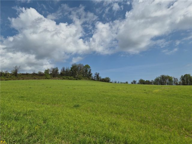 0 Senchur Road, Hempfield Twp, PA 15601