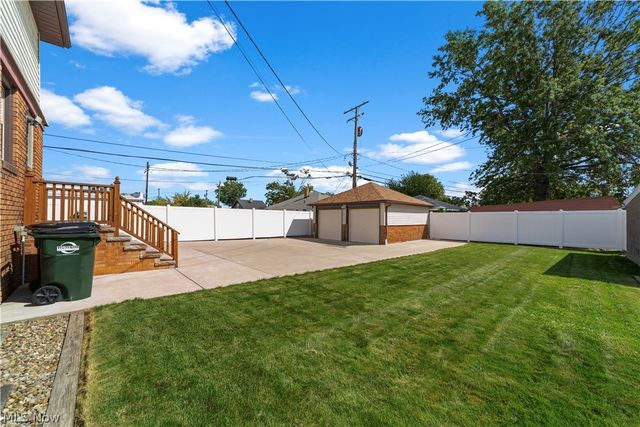 5641 Ridge Road, Parma, OH 44129