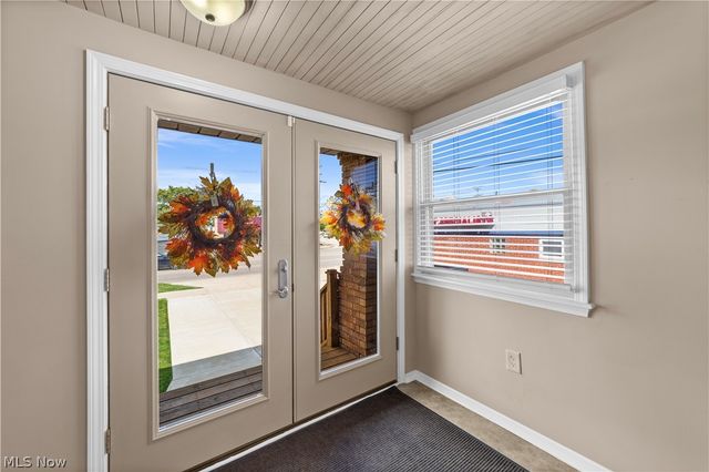 5641 Ridge Road, Parma, OH 44129