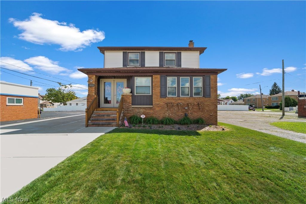 5641 Ridge Road, Parma, OH 44129