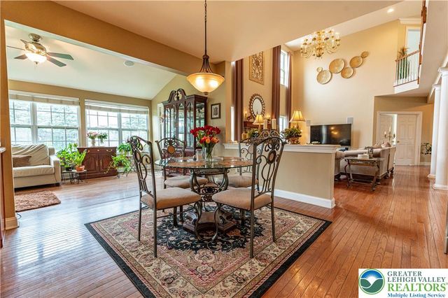 4415 Crosswinds Drive, Bethlehem Twp, PA 18045