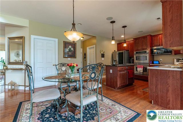 4415 Crosswinds Drive, Bethlehem Twp, PA 18045