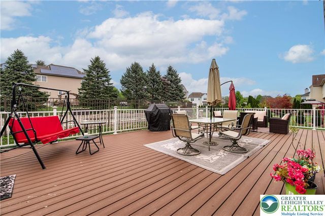 4415 Crosswinds Drive, Bethlehem Twp, PA 18045