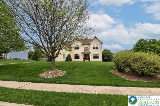 4415 Crosswinds Drive, Bethlehem Twp, PA 18045