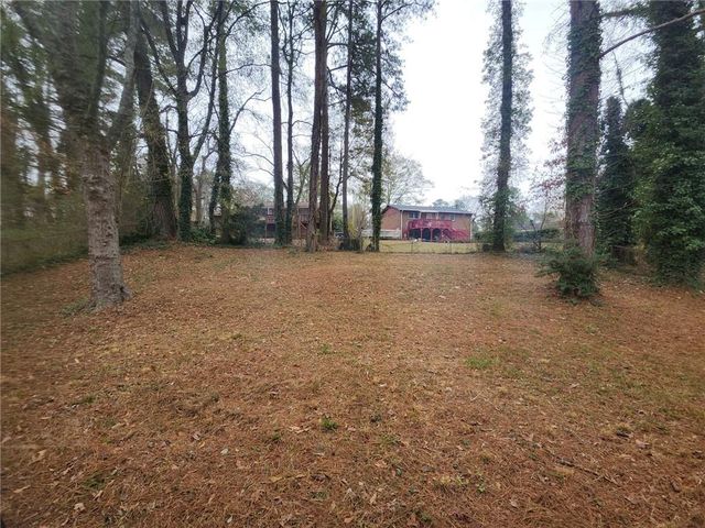 2916 Carriage Lane, Atlanta, GA 30349