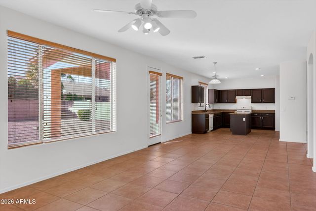 12124 N 142ND Drive, Surprise, AZ 85379