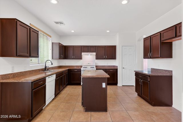 12124 N 142ND Drive, Surprise, AZ 85379