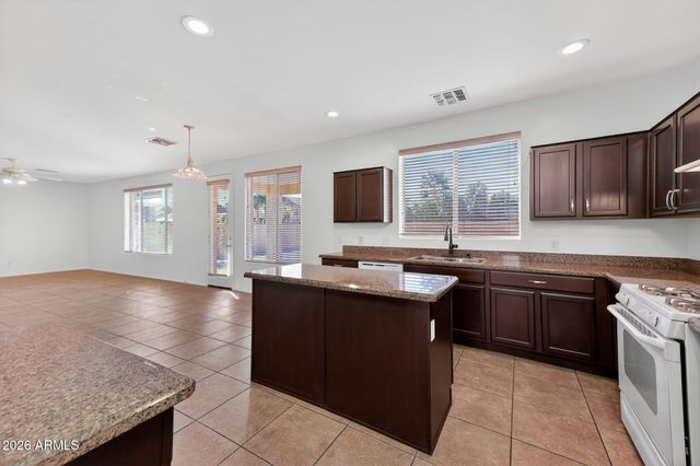 12124 N 142ND Drive, Surprise, AZ 85379