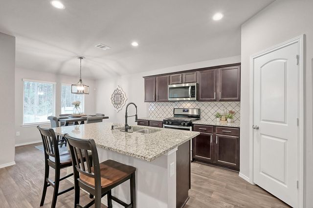 40324 Blossom Valley Lane, Magnolia, TX 77354