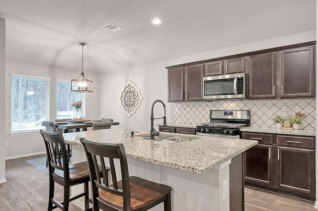 40324 Blossom Valley Lane, Magnolia, TX 77354