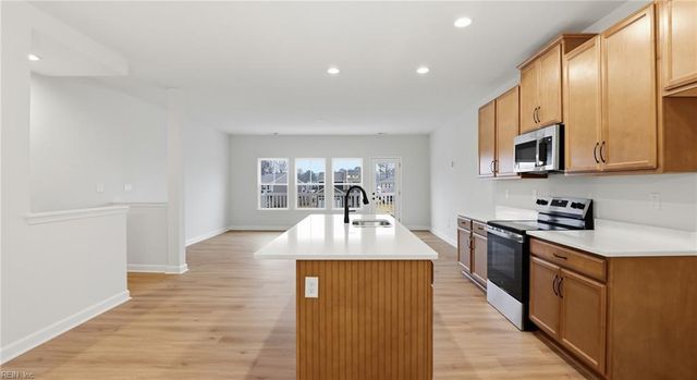 4301 Abercorn Dr Unit 101, Suffolk, VA 23435