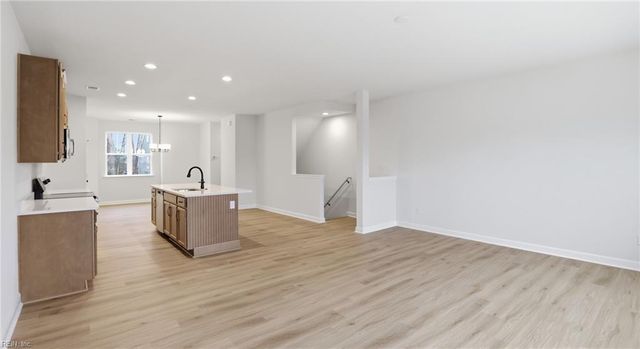 4301 Abercorn Dr Unit 101, Suffolk, VA 23435