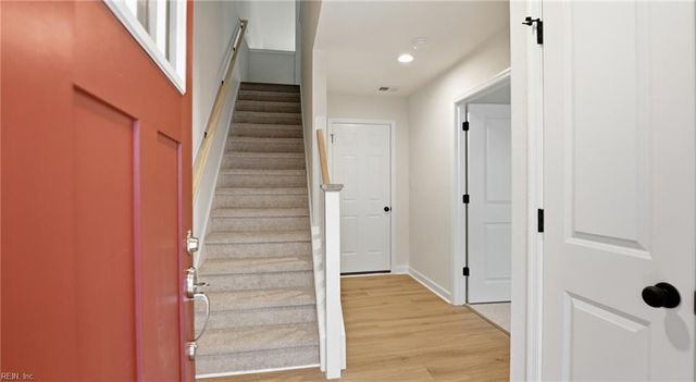 4301 Abercorn Dr Unit 101, Suffolk, VA 23435