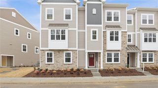 4301 Abercorn Dr Unit 101, Suffolk, VA 23435