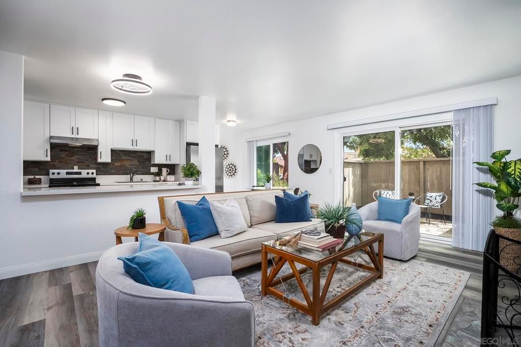 2388 Grand, San Diego, CA 92109 — exterior