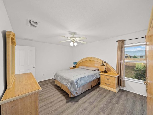 982 SW Worcester Lane, Port St. Lucie, FL 34953