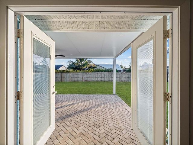 982 SW Worcester Lane, Port St. Lucie, FL 34953
