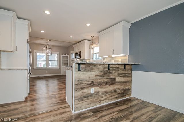 1203 Mayfield Ridge Road, Mayfield Heights, OH 44124