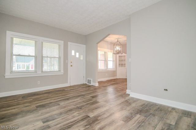 1203 Mayfield Ridge Road, Mayfield Heights, OH 44124