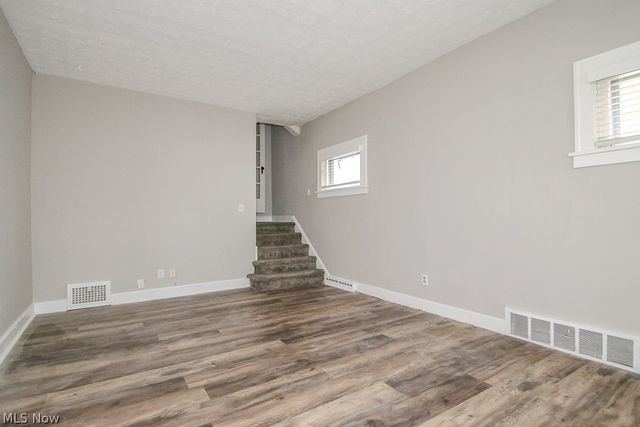 1203 Mayfield Ridge Road, Mayfield Heights, OH 44124