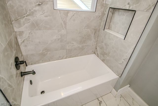 1203 Mayfield Ridge Road, Mayfield Heights, OH 44124