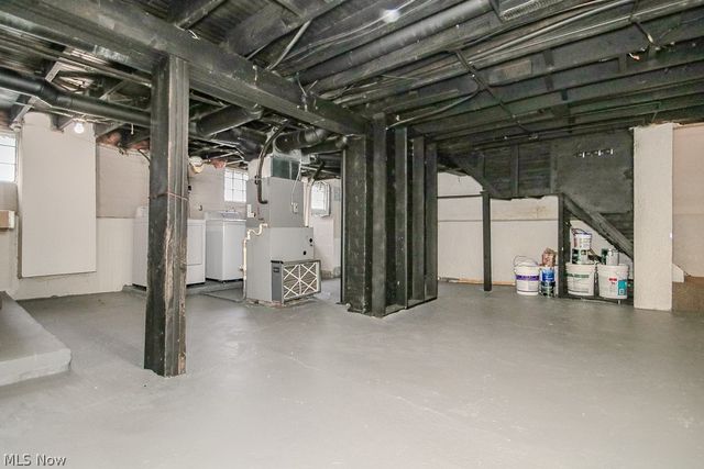 1203 Mayfield Ridge Road, Mayfield Heights, OH 44124