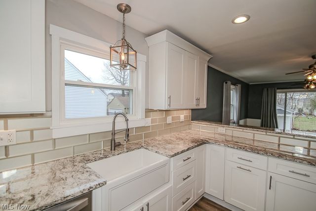 1203 Mayfield Ridge Road, Mayfield Heights, OH 44124