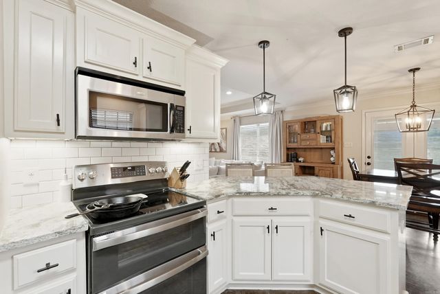 1200 Calloway Dr, Conway, AR 72034